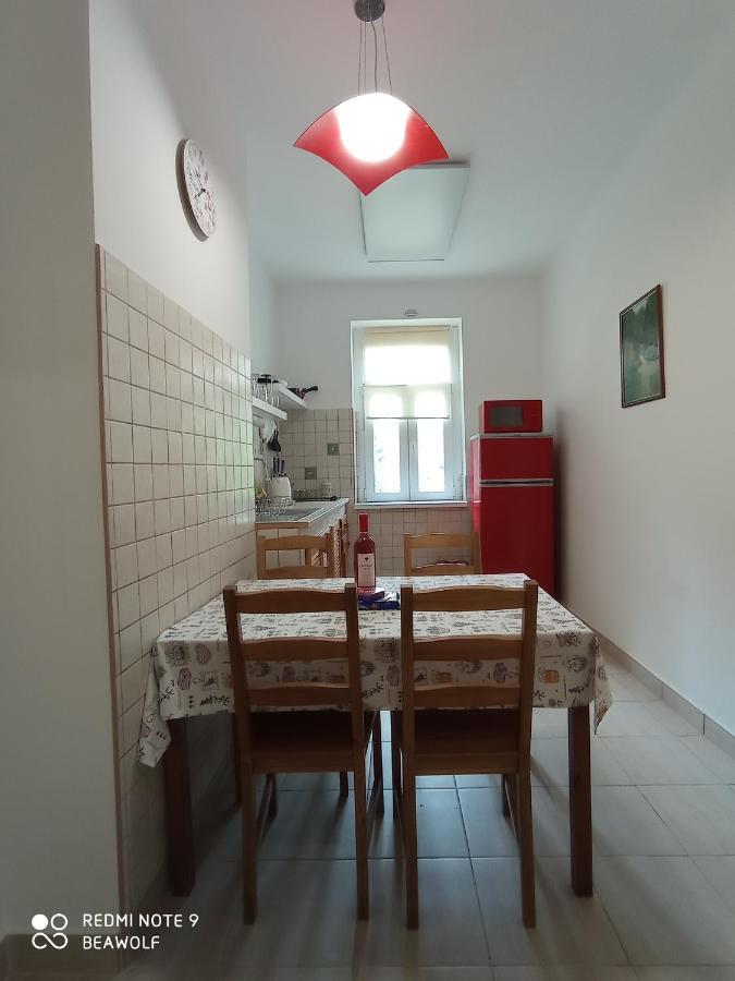 Gizella Apartman Eger Exterior foto